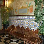 Paris Centro Hotell 2*