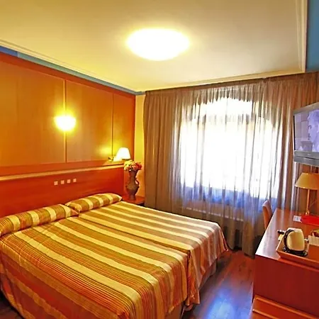 Paris Centro Hotel Zaragoza