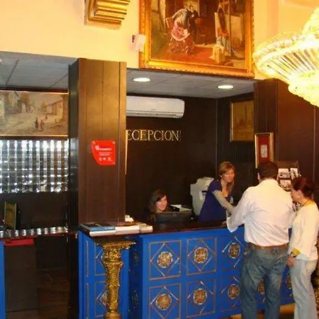 Paris Centro 2*