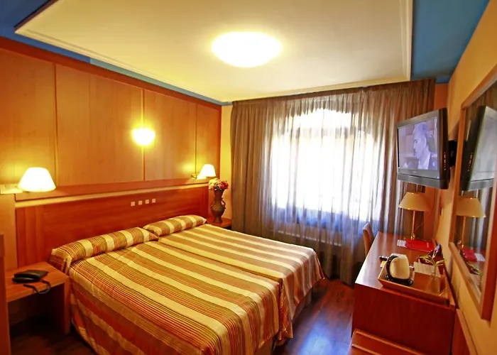 Hotel Paris Centro 2*